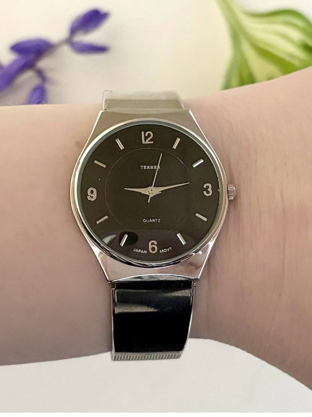 Classic Vintage Bijoux Terner Black/Silver Minimalist Watch-Business Casual Chic